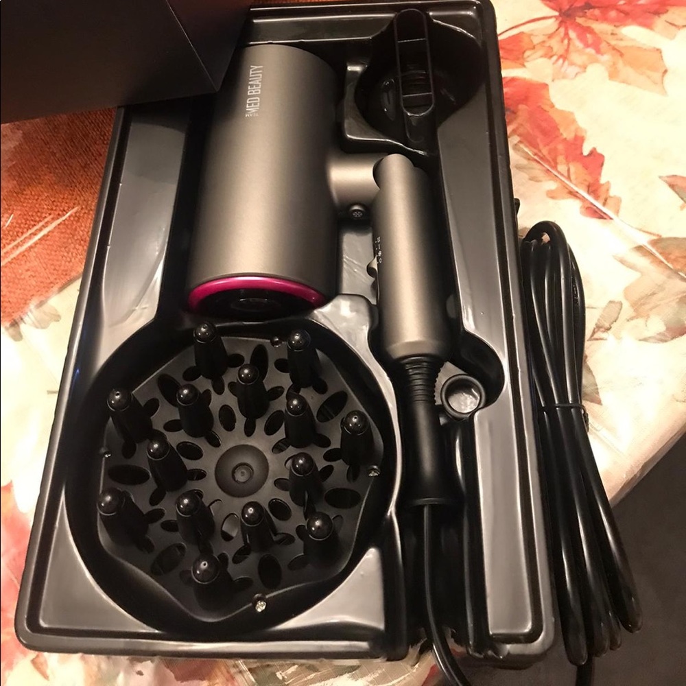 Blow dryer, brand new, unused